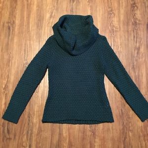 Medium cowl neck sweater